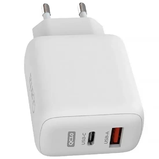 Adaptador de Tomada Quanta QTCCR45 USB/USB-C de 45 Watts - Branco