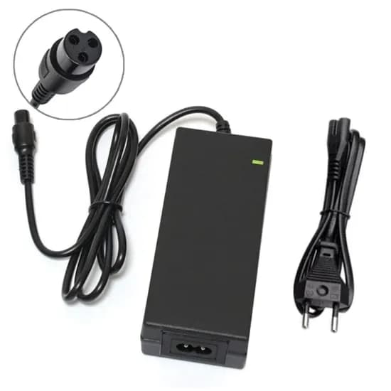 Fonte de Alimentaçao para Patinete YTL-42-2000 / 42V / 2000MA / 100-240 ~ 50/ 60HZ - Preto