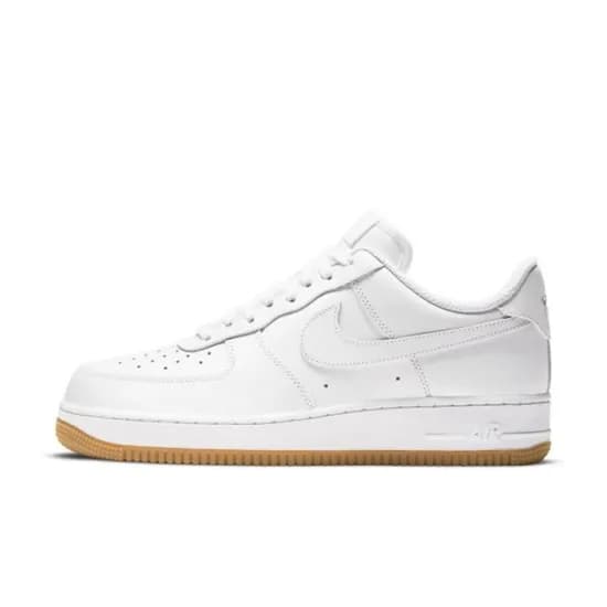 Calzado Nike Air Force 1 07 Le