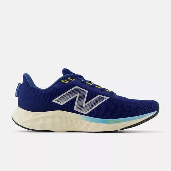 Tênis New Balance Fresh Foam Arishi V4 Running Masculino