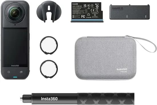 Câmera de Ação INSTA360 X5 8K 360 Action Cam Essentials Bundle - Cinsaaha