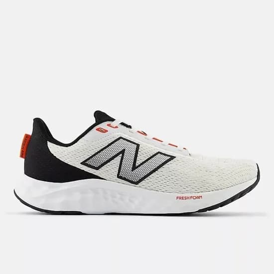 Tênis New Balance Fresh Foam Arishi V4 Running Masculino