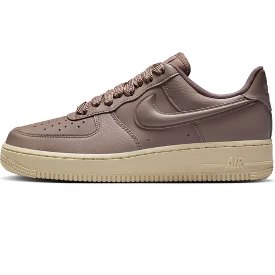 Calzado Nike Air Force 1 07 Fund +Rem
