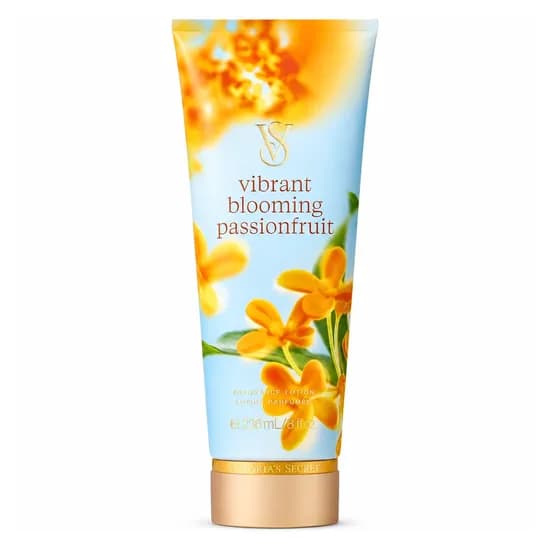 Body Lotion Victoria's Secret Vibrant Blooming Passionfruit 236ML