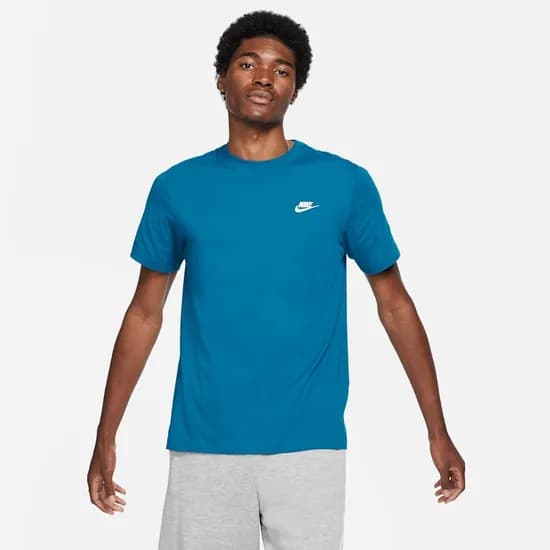 Remera Nike Sportwear Club Tee