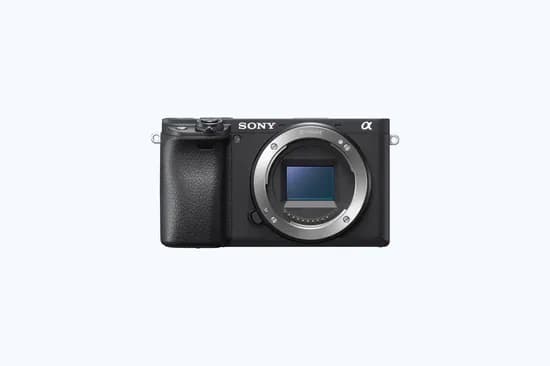 Sony Camara Alpha A6400 Kit 16-50MM Silver